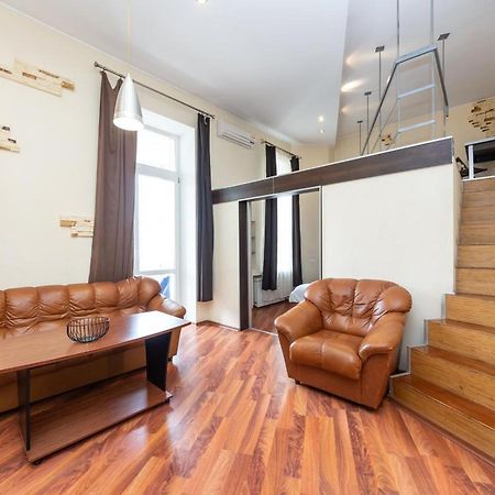 קייב Comfortable Apartment On Mikhaylovskiy Lane מראה חיצוני תמונה