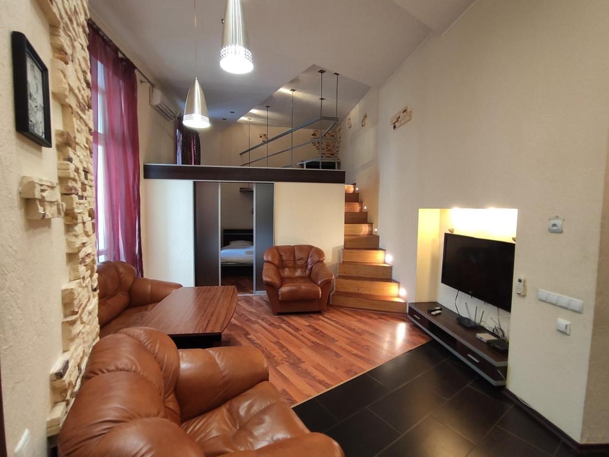 קייב Comfortable Apartment On Mikhaylovskiy Lane מראה חיצוני תמונה
