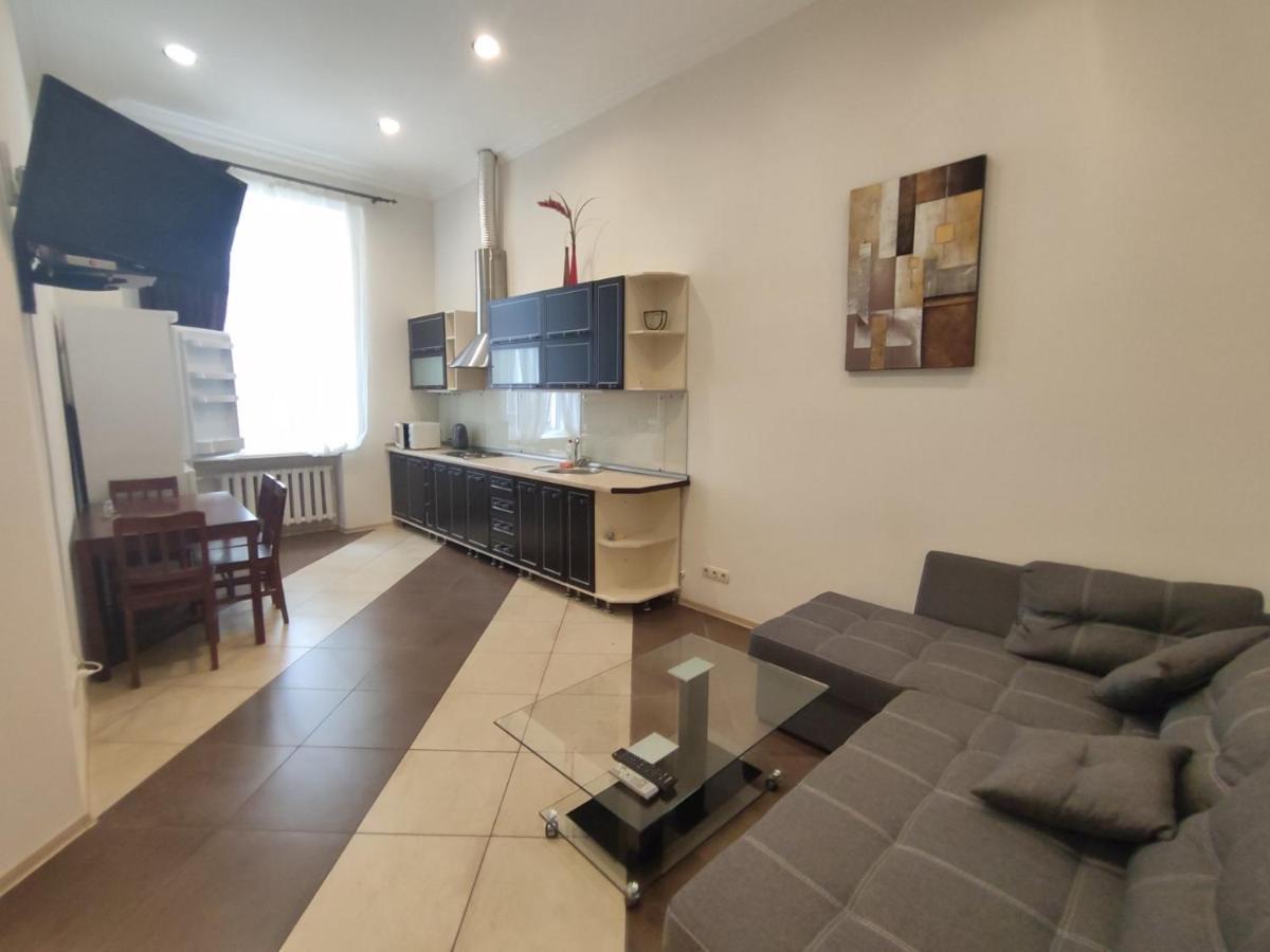 קייב Comfortable Apartment On Mikhaylovskiy Lane מראה חיצוני תמונה